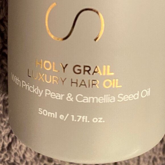 James Holy Grail Luxury Hair Oil - from Austrailia - Picture 3 of 4